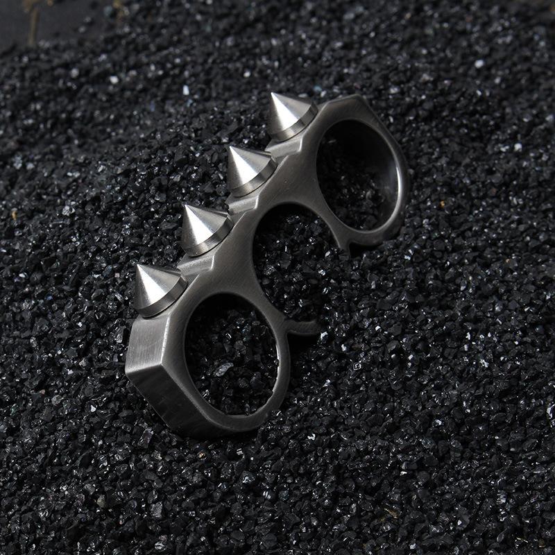 Spiked brass knuckles
